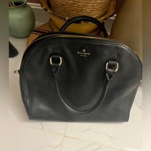 Kate spade genuine leather bag, excellent.